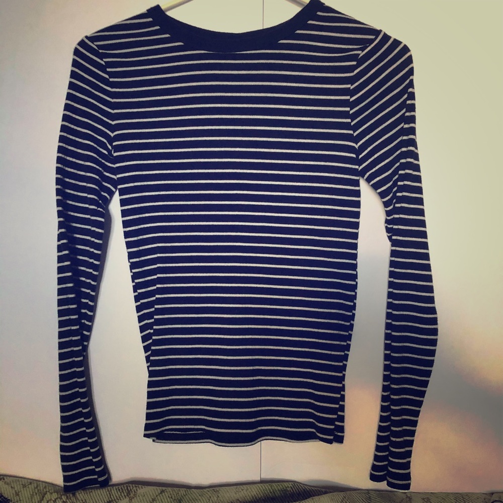 Wild Fable black and white striped long sleeve